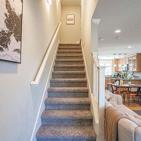 Exquisite Central Townhome With Spacious Loft And Gourmet Kitchen Seattle Exteriér fotografie