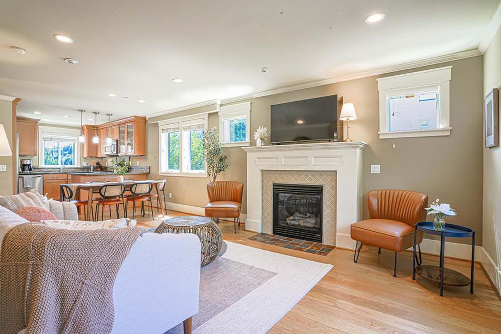 Exquisite Central Townhome With Spacious Loft And Gourmet Kitchen Seattle Exteriér fotografie