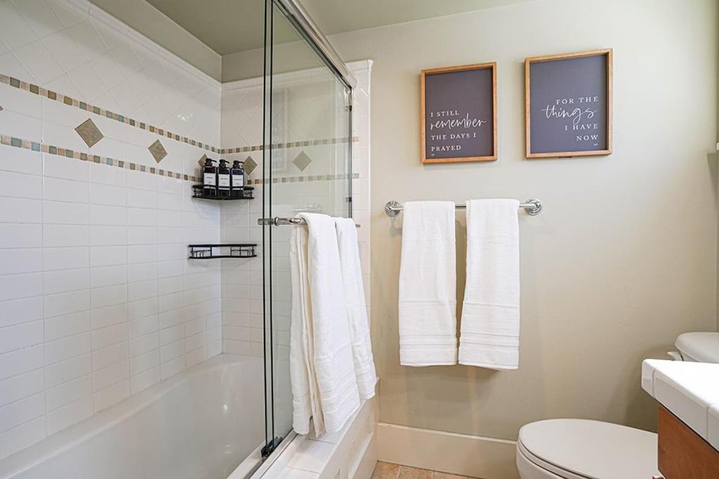 Exquisite Central Townhome With Spacious Loft And Gourmet Kitchen Seattle Exteriér fotografie