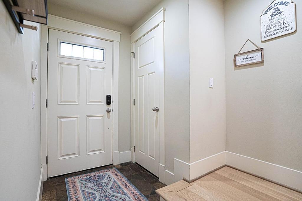Exquisite Central Townhome With Spacious Loft And Gourmet Kitchen Seattle Exteriér fotografie